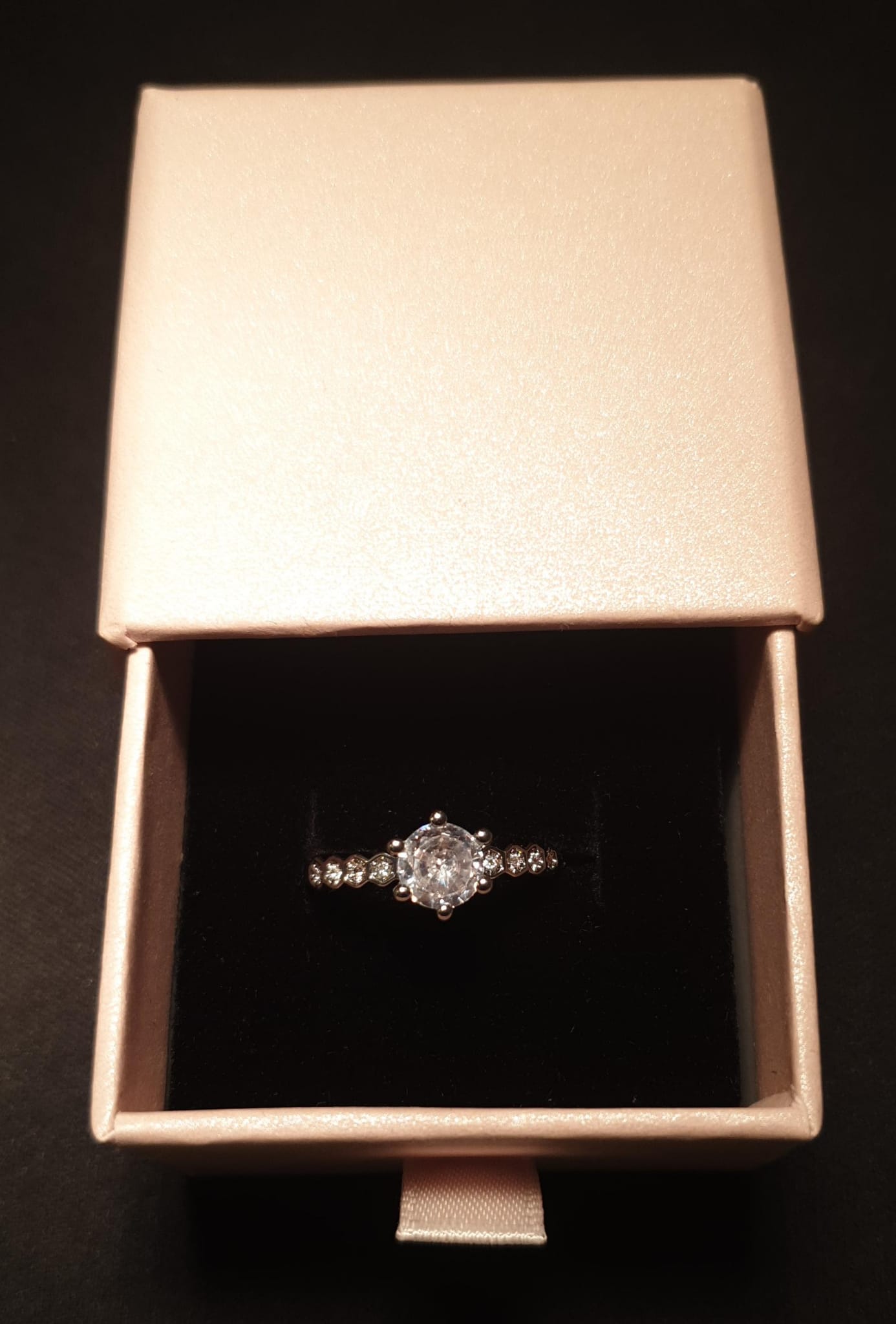 Simple Style Round Copper Inlay Zircon Rings