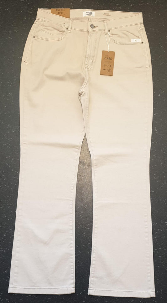 Kensie Medium Off-White Denim Jeans, Boot Cut 12/31