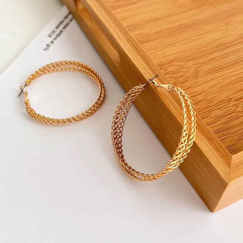 1 Pair Retro Geometric Metal Women's Hoop Earrings
