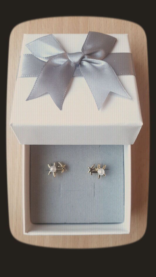 Style Casual Cute Ball on Stars Shape Polishing Hollow Out Inlay Copper Acrylic Pearl Zircon 18K Gold Plated Ear Studs