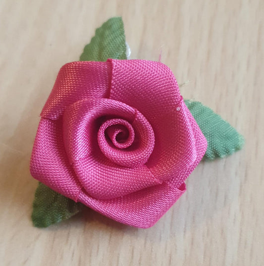 Handmade Ribbon Petals, Handmade Rose Petals, Handmade Semi-finished Products, Very Suitable for DIY Eternal Flowers, Wedding Roses, Gift Flowers, Anniversary, Valentine'S Day, Party, New Year, Halloween, Mother'S Day Gifts, Graduation Season Roses